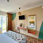 H By Hambar Gazde/Camere de închiriat Vama Veche