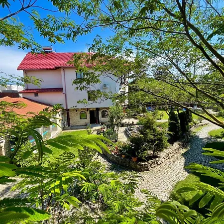 H By Hambar Habitación en casa particular