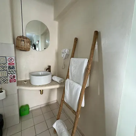 Habitación en casa particular H By Hambar