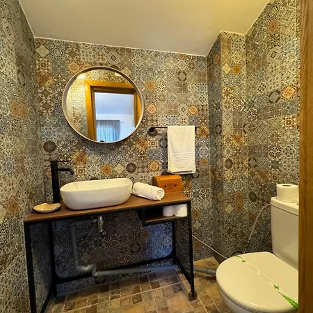 Gazde/Camere de închiriat H By Hambar *