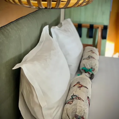 Gazde/Camere de închiriat H By Hambar *