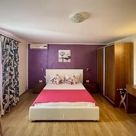 Homestay H By Hambar