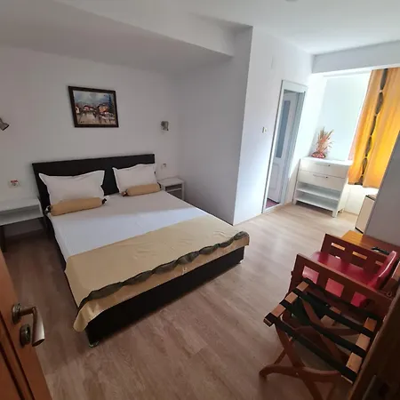 H By Hambar Habitación en casa particular *