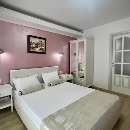 H By Hambar Vama Veche