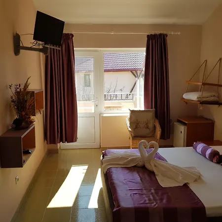 H By Hambar Vama Veche