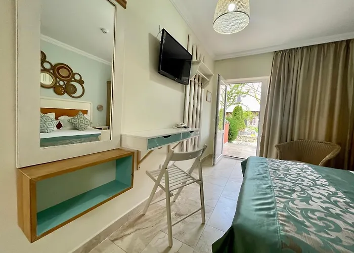 Проживание в семье H By Hambar