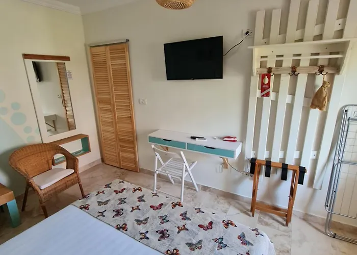 Проживание в семье H By Hambar Вама-Веке